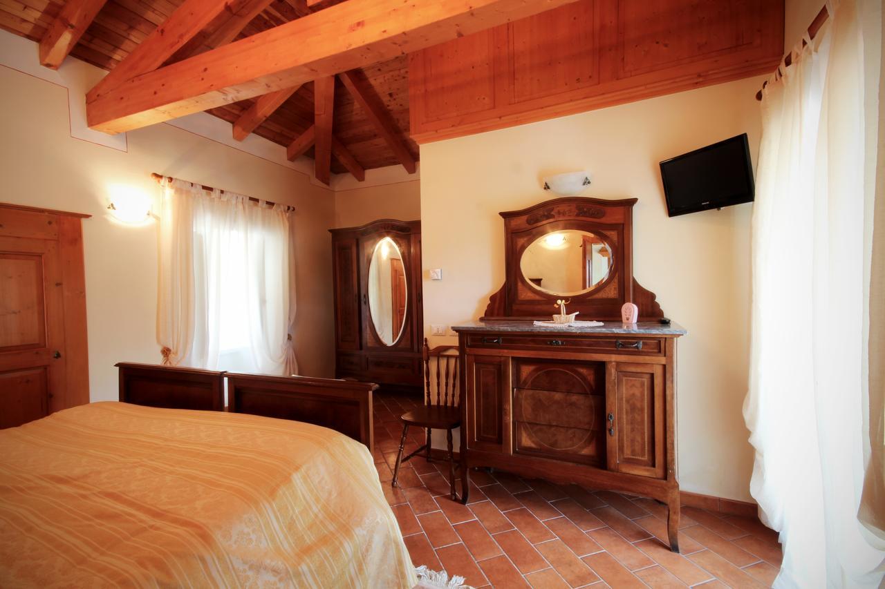 Guesthouse Giulietta E Romeo Cossogno Exteriör bild